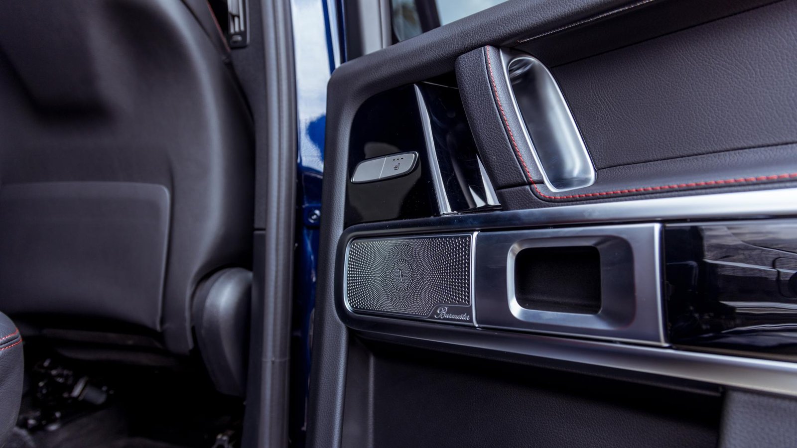 G350D (Metallic Blue)