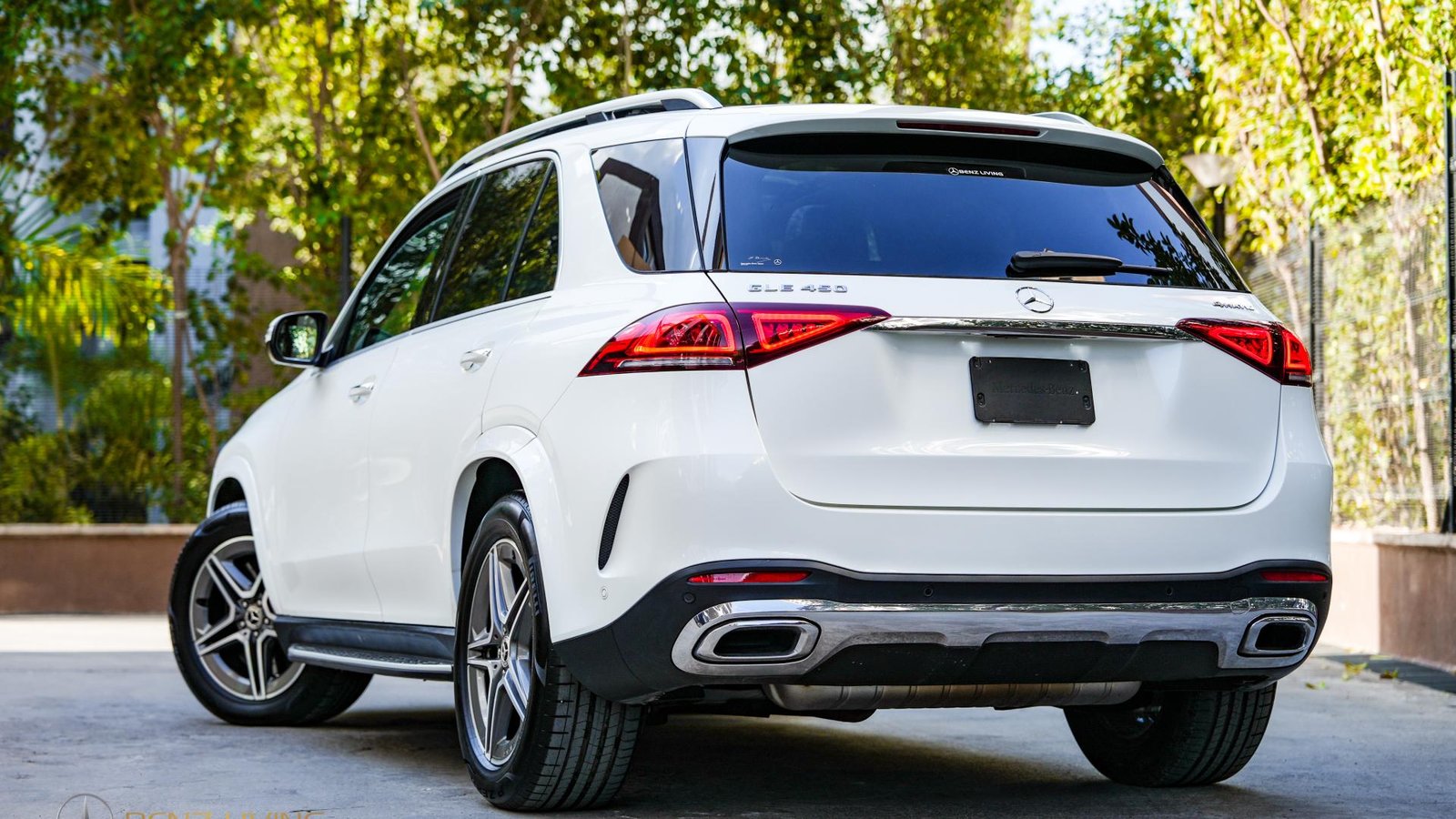 2020 GLE450 4MATIC (Diamond White Metallic)
