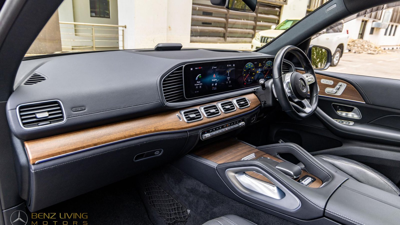 2019 GLE450 in Obsidian Black