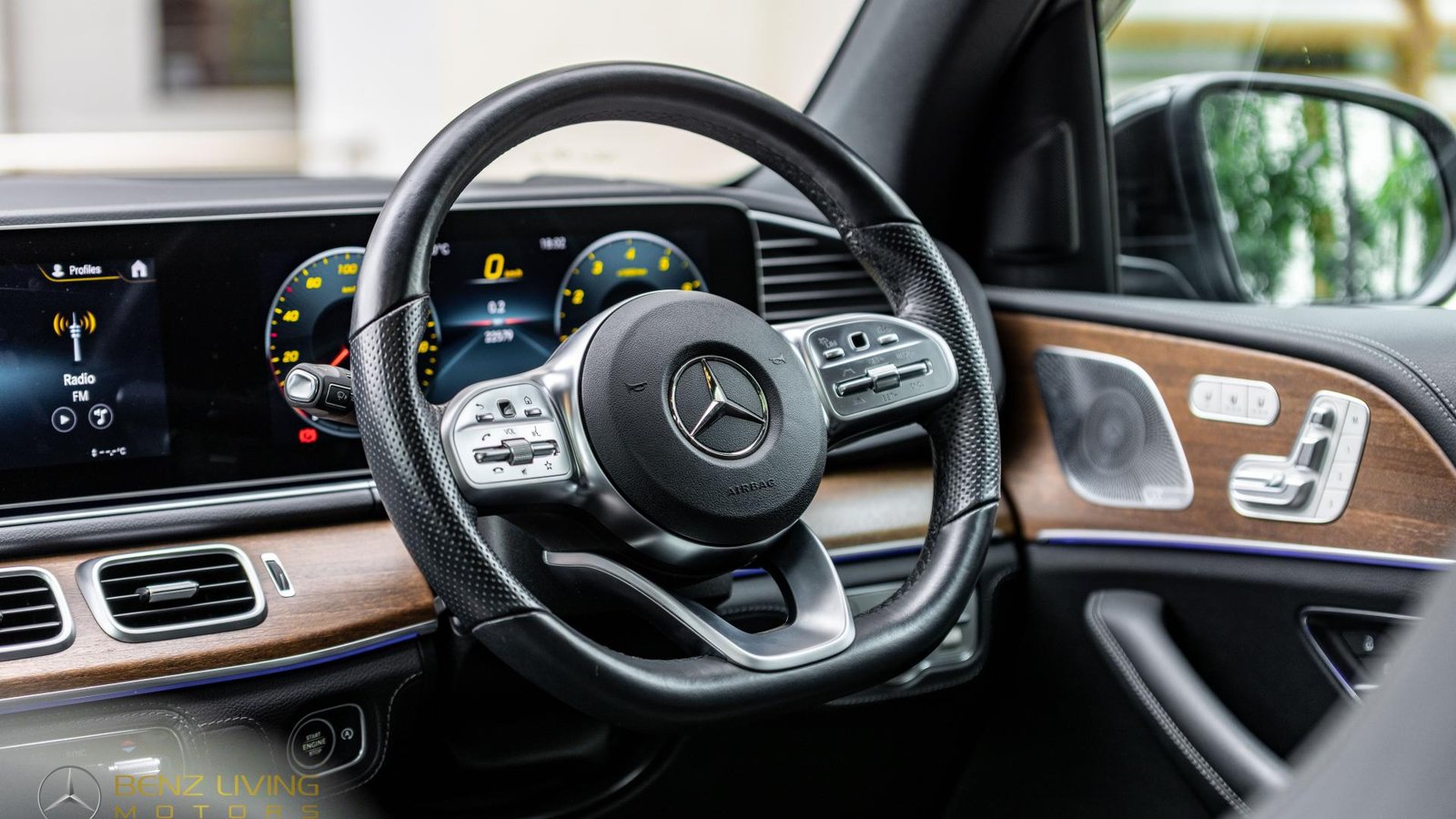 2019 GLE450 in Obsidian Black